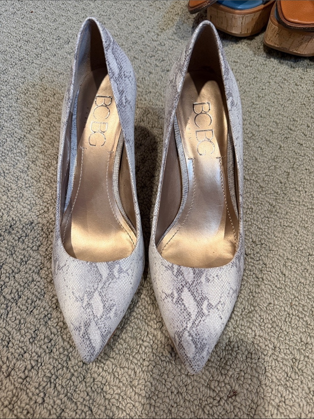 BCBG Light Gray Snake-Print Pointed Toe Pumps